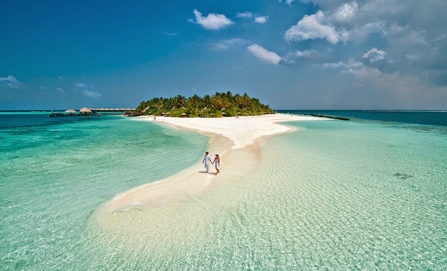 Khám phá đất nước Maldives xinh đẹp với những bãi biển tuyệt vời, là nơi hoàn hảo cho một kỳ nghỉ thư giãn và tận hưởng không gian đẹp như tranh. Nơi đây sở hữu nhiều hoạt động giải trí thú vị mang đến cho du khách những trải nghiệm tuyệt vời nhất.