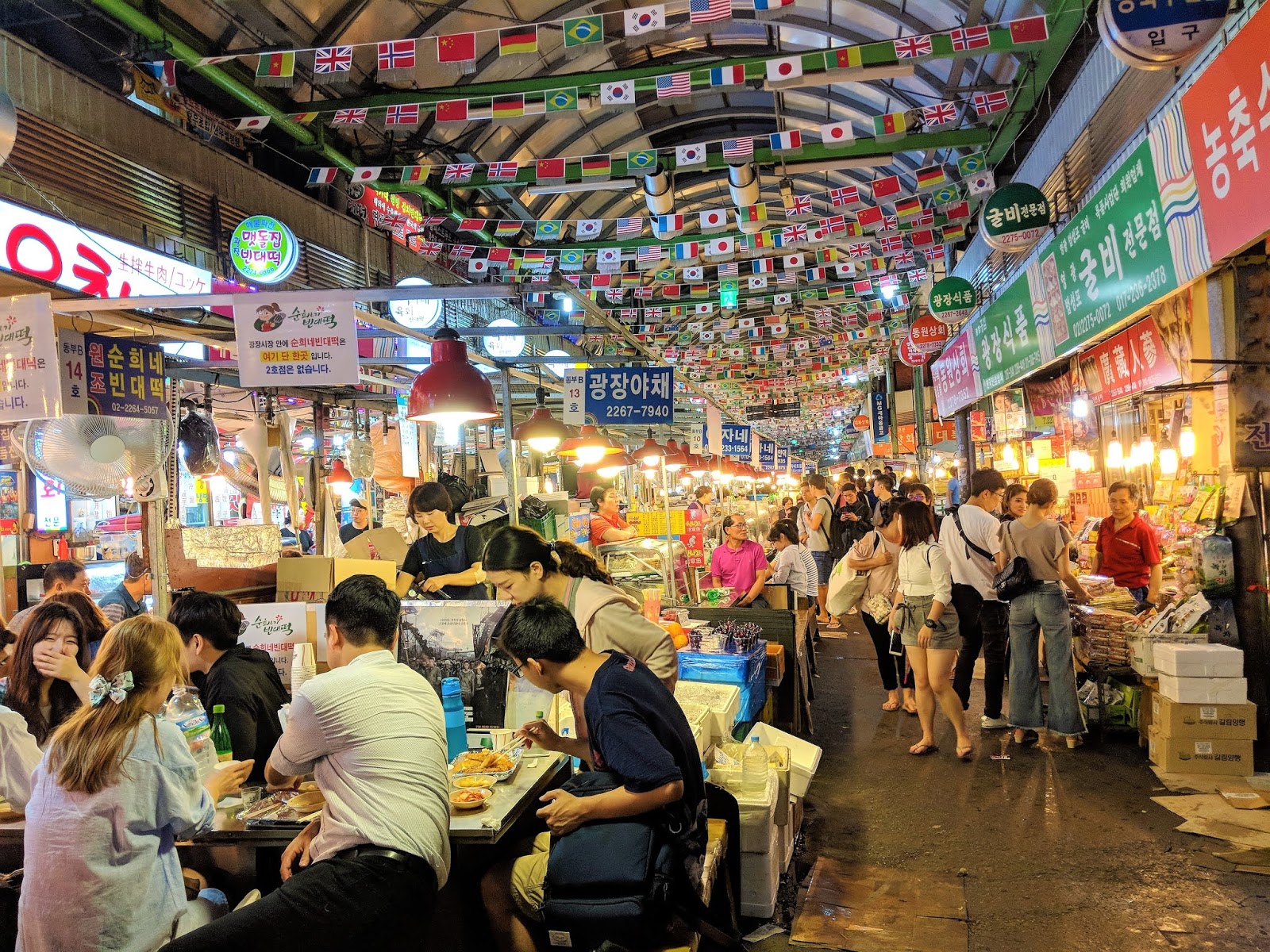 gwangjang-market-seoul-korea-selatan