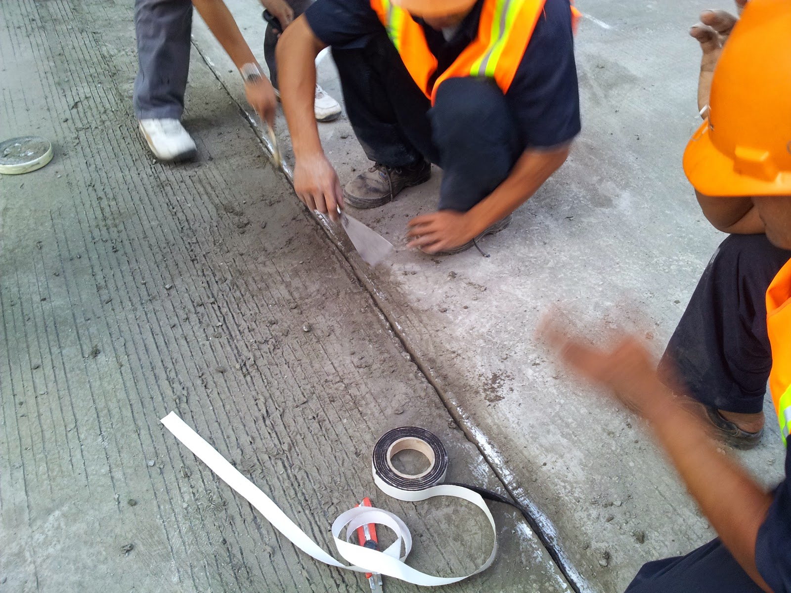 DDB ASPAL SEALANT expansion Joint pada Jalan Beton