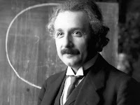 Penemu Teori Relativitas-Albert Einstein