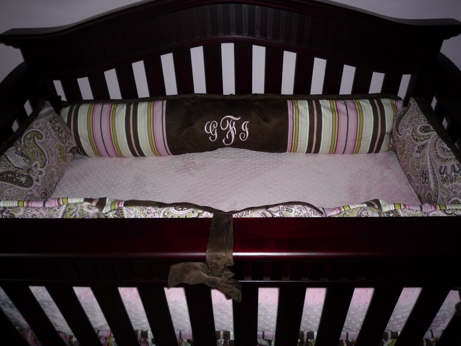 Tutus & Tonka Trucks 30 week bumpdate and nursery sneak peek