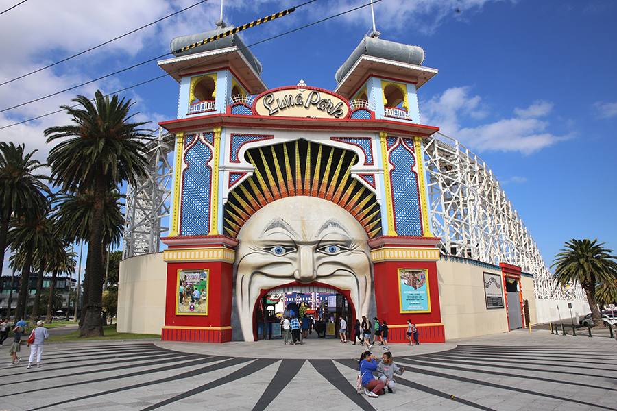 Melbourne, Australia: St Kilda, Matcha Mylkbar, Luna Park, & more