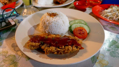 Ayam Taiwan warong Kak Ros di Sintang Ayam Taiwan warong Kak Ros di Sintang