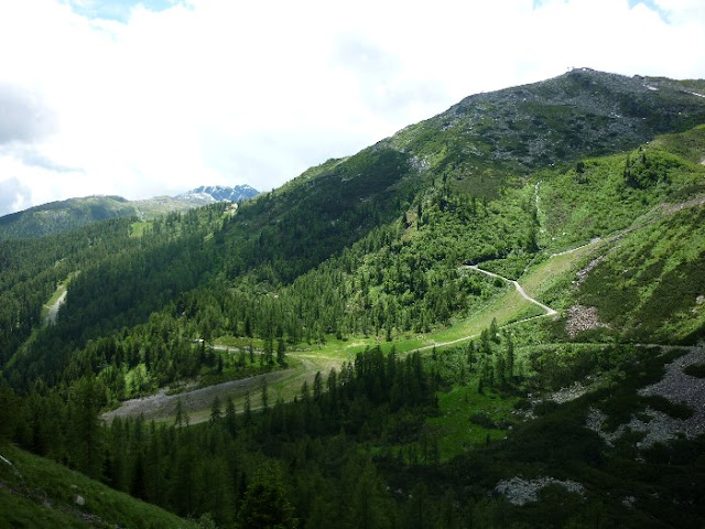sentiero laghi colbricon sentiero laghi colbricon