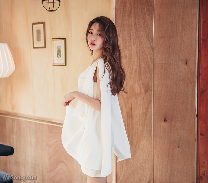 Beautiful Park Jung Yoon in the April 2017 fashion photo album (629 photos) photo 19-16