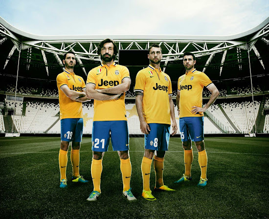 juventus-17-18-away-kit-3.jpg
