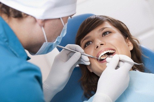NHỮNG YẾU TỐ HỖ TRỢ GIÚP CẤY GHÉP IMPLANT KHÔNG ĐAU -3