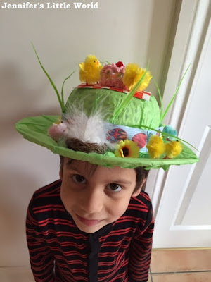 How to make an Easter bonnet with chicks