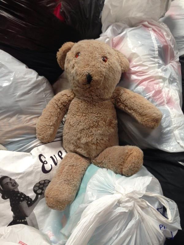 t ward shipping Edinburgh Charity Helps Syrian Refugees