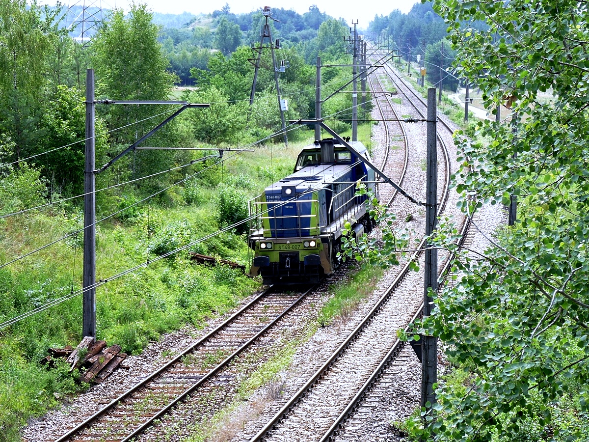Tamaro-niepodobna ST48-007 na linii kolejowej nr 73 | Kolejowe Kielce