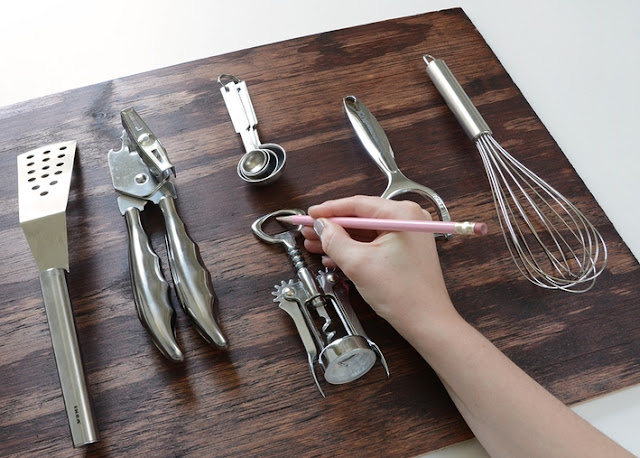 Aufbewahrung für Küche selbermachen – Bestecke griffbereit aufhängen