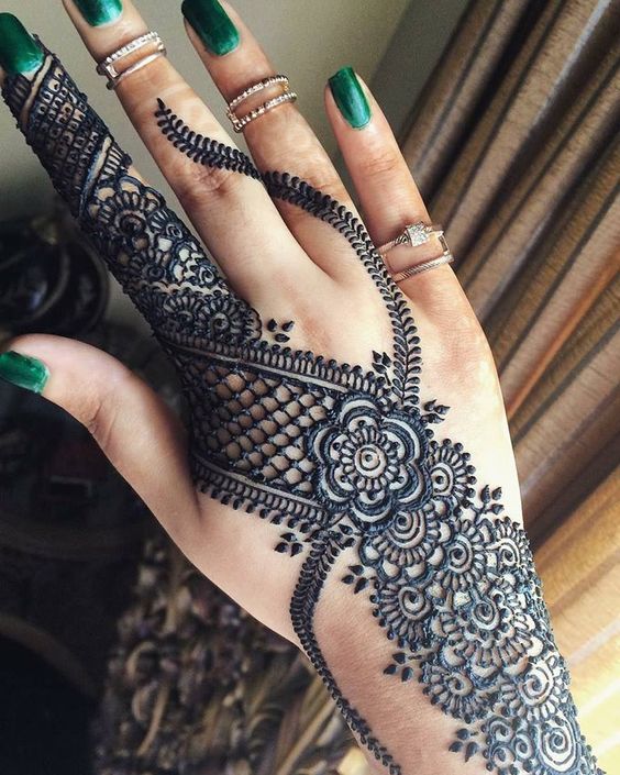 A Fashion Update: New Mehndi Designs For Girls Hands And Feets