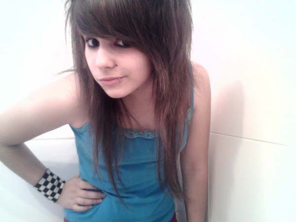 cute emo hairstyles for girls. Long Cute Emo Hairstyles for