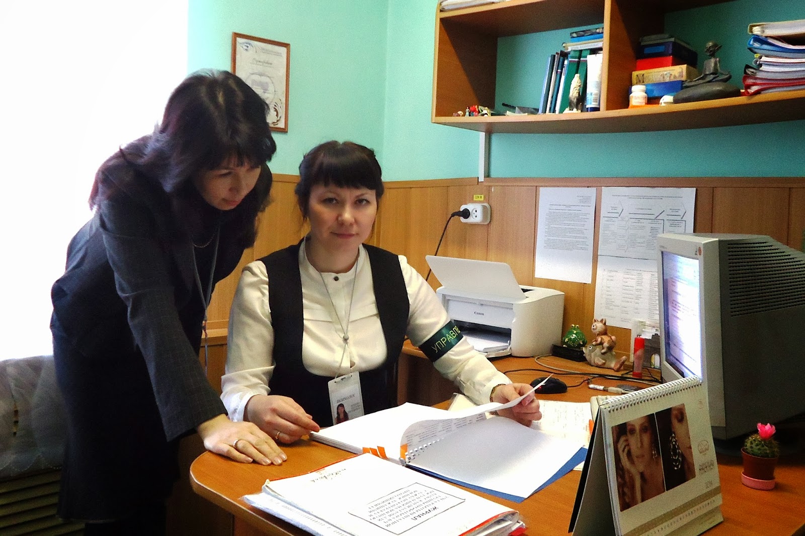 вольнонаемных сотрудников (паспортистов). гражданский персонал чего ждать. девушки курсанты. работник гражданский персонал. гражданский персонал вооруженных сил.