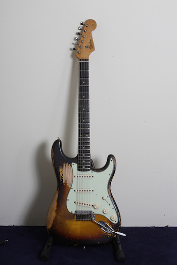 Esta Fender Stratocaster De 1962 Foi Dada Como Um Presente A John Frusiante Por Anthony Kiedis Esta Fender Stratocaster De 1962 Foi Dada Como Um Presente A John Frusiante Por Anthony Kiedis