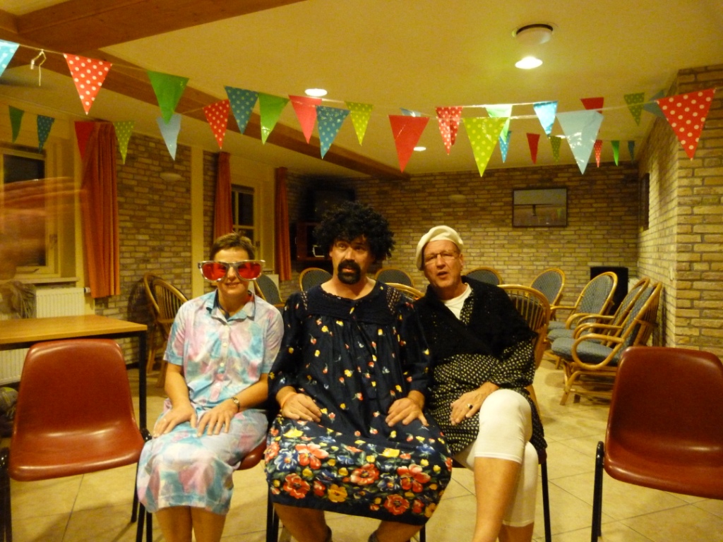 Groep 8 op kamp BONTE AVOND
