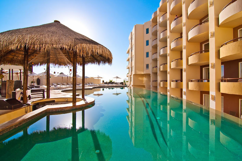 Discounted Cabo Beach Resorts   5 Star Vacation Amenities in Cabo