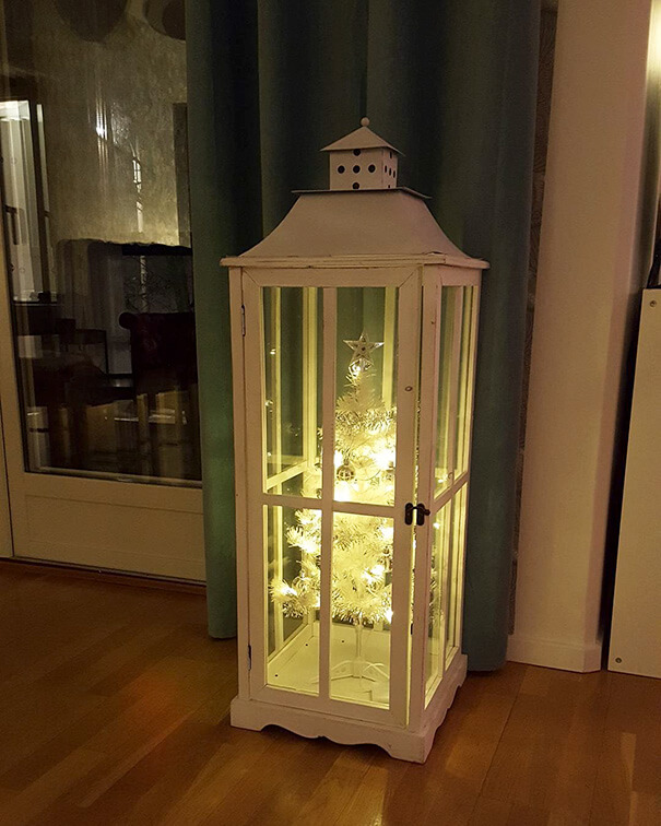 These Geniuses Found A Way To Protect Their Christmas Trees From Their Cats And Dogs These Geniuses Found A Way To Protect Their Christmas Trees From Their Cats And Dogs