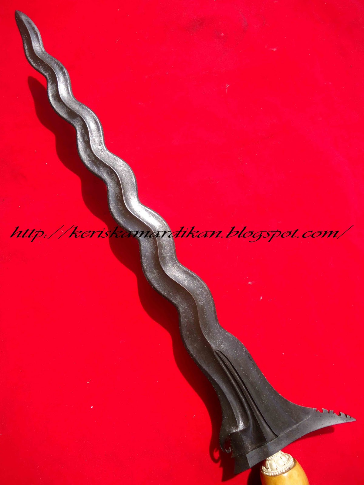 Keris Sengkelat Pamor Pangawak Wojo | KERIS KAMARDIKAN | Jual Pusaka