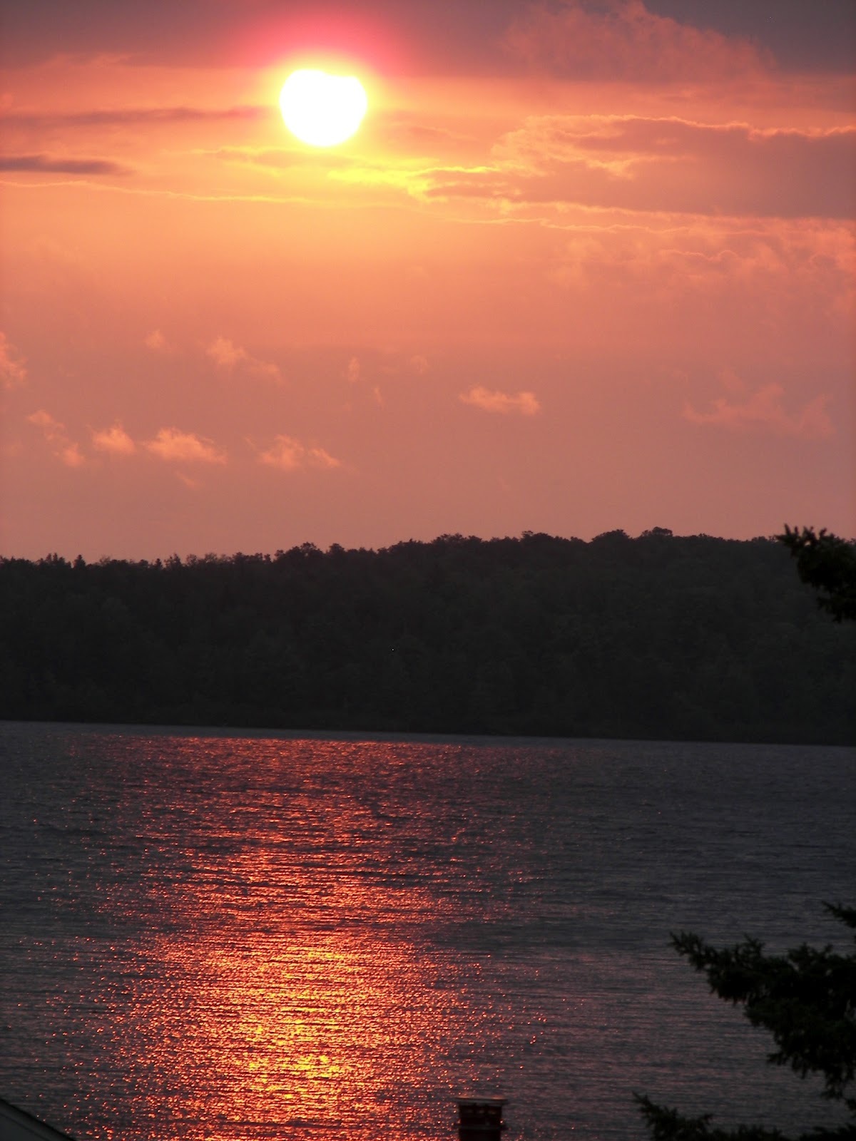 White Manor Resort on Nelson Lake in Northern Wisconsin