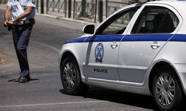 ÎμολÏγηÏε ο 24ÏÏÎ¿Î½Î¿Ï Ïον ÏÏνο ÏÏο ΡÎθÏ
μνο, ÏαÏαδÏθηκε και ο αδεÏÏÏÏ ÏοÏ