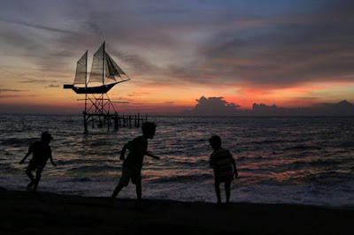 Pantai di Lombok