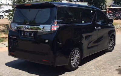 Sewa Vellfire Surabaya