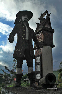 patung sarapung korengkeng tondano minahasa sulawesi utara