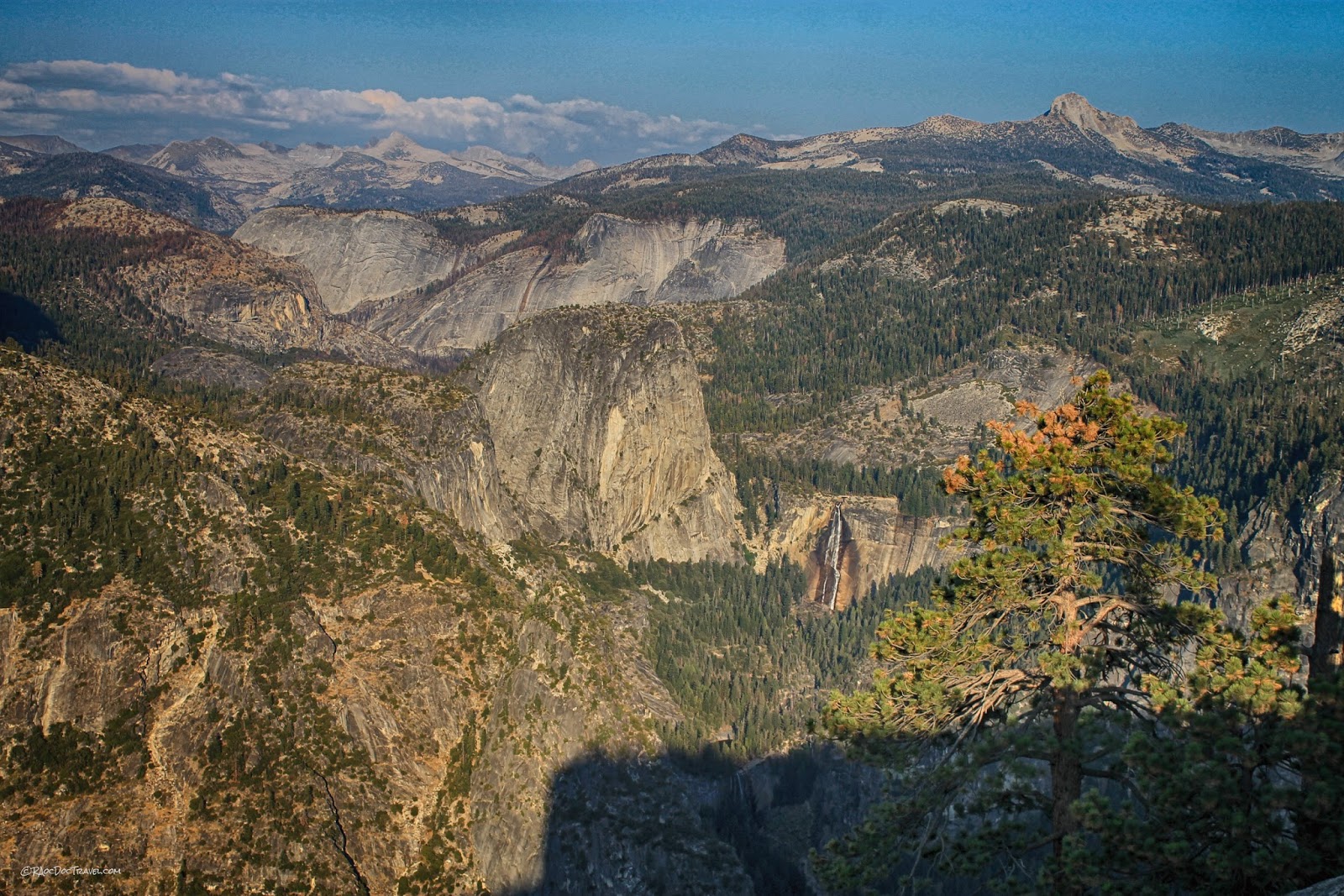 Yosemite National Park California geology travel field trip Glacier Point copyright RocDocTravel.com
