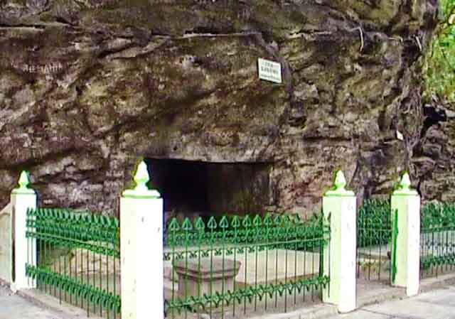 Gua Selarong Yogyakarta Gua Selarong Yogyakarta