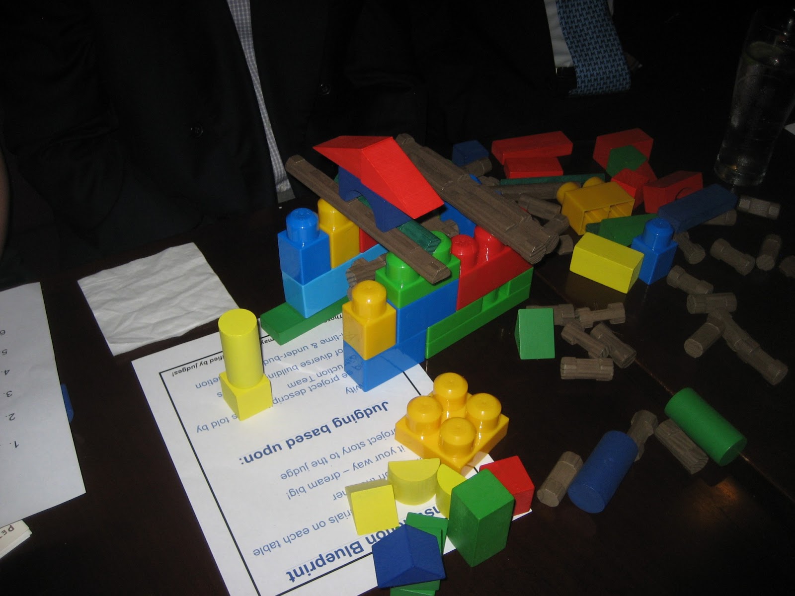 Mang Phim Anh Plans to Making Executive Desk Plans PDF Download