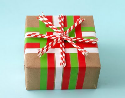 Envolver regalos de forma original en Recicla Inventa