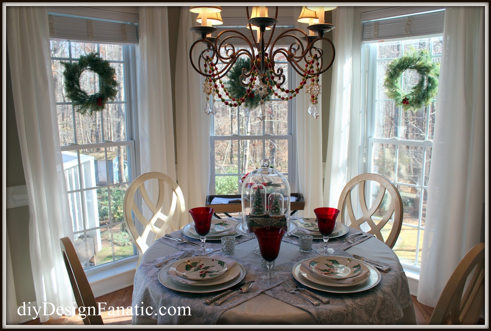 Christmas, Breakfast Room, Christmas tablescape, Christmas decorating, Christmas decorating