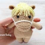 https://amigurumi.today/crochet-cuddle-me-pony-amigurumi-pattern/