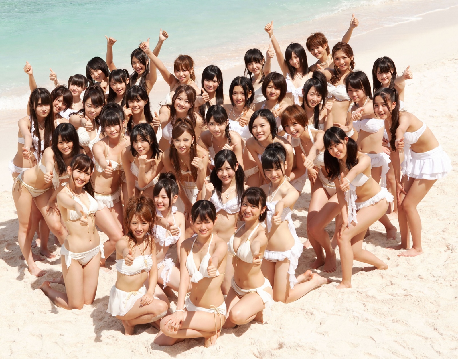 Group Nude Beach - Sexy Group Nude Girls - Photo PORN