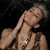 "Fire": Estrelado Por Miley Cyrus, Novo Clipe do Big Sean Incendeia os Olhos do Espectador + Director's Cut de "We Can't Stop"!