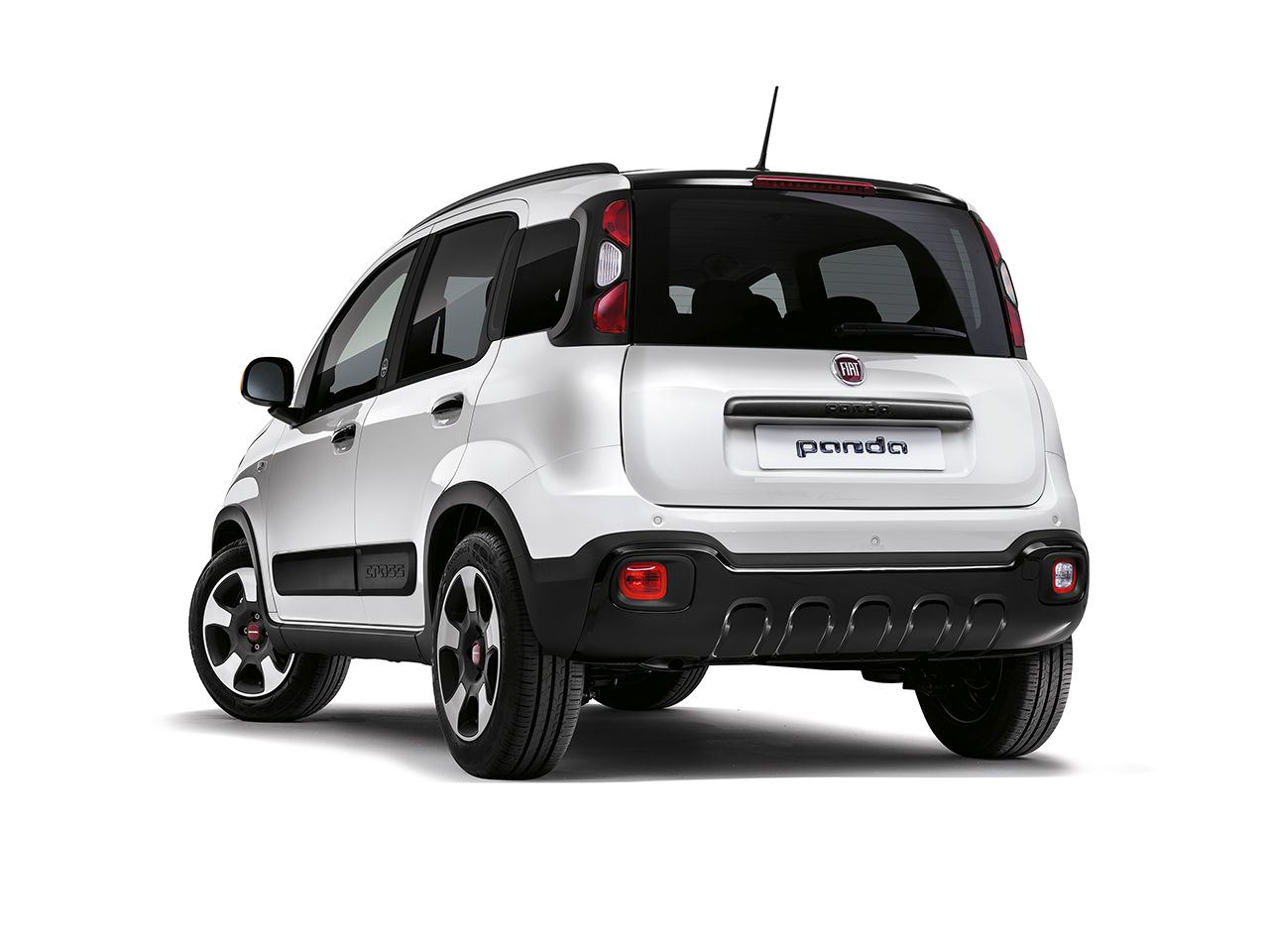 190225_Fiat_Panda-connected-by-Wind_03.jpg
