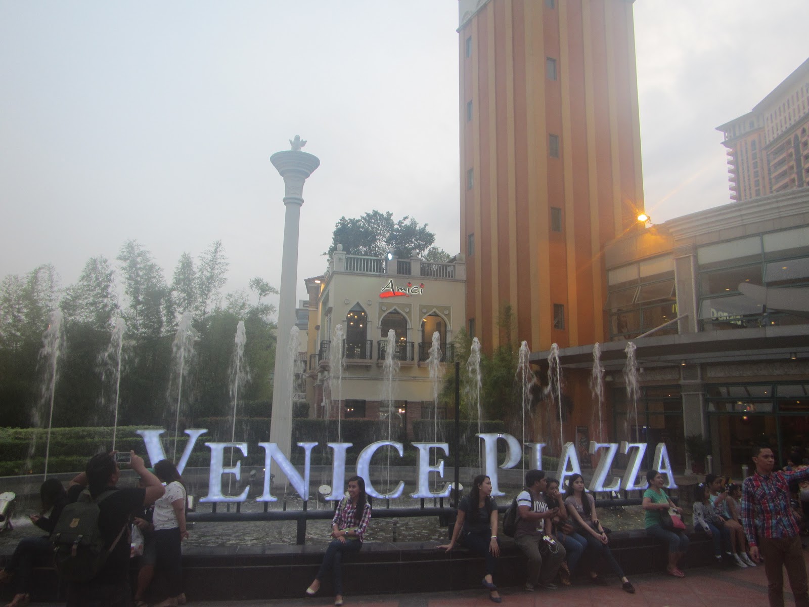 Venice grand canal mall map Map of Venice grand canal mall (Italy)