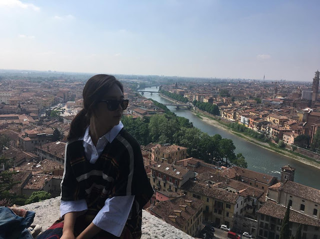 See SNSD Yuri's lovely photos from Italy - Wonderful Generation