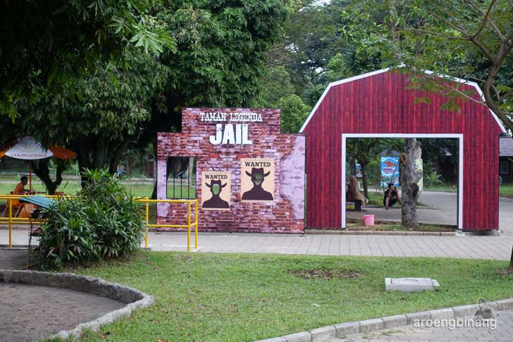 taman legenda keong emas tmii jakarta