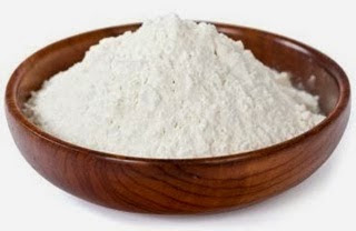 Cara menghaluskan kulit wajah secara alami dengan tepung beras Cara menghaluskan kulit wajah secara alami dengan beras