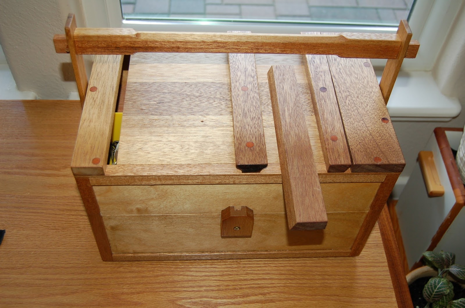 Woodworks Made Easy A Japanese Tool Box