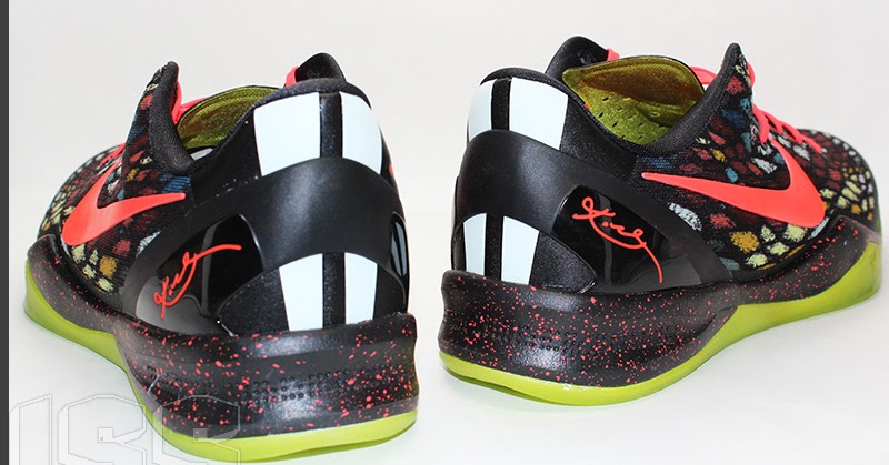 kobe 8 christmas shoes