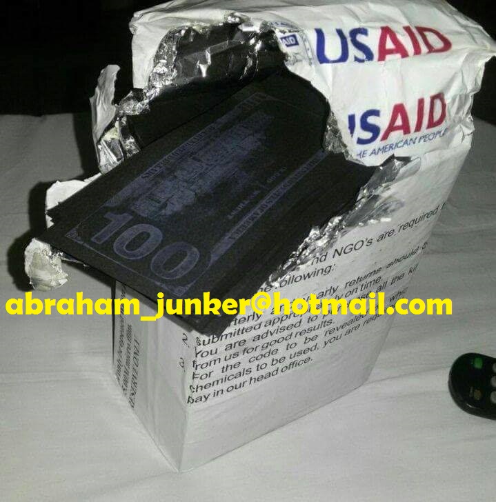 Produit Ssd Nettoyage Des Billets Verts Decape Billet Noir Et Vert Prodduit Ssd