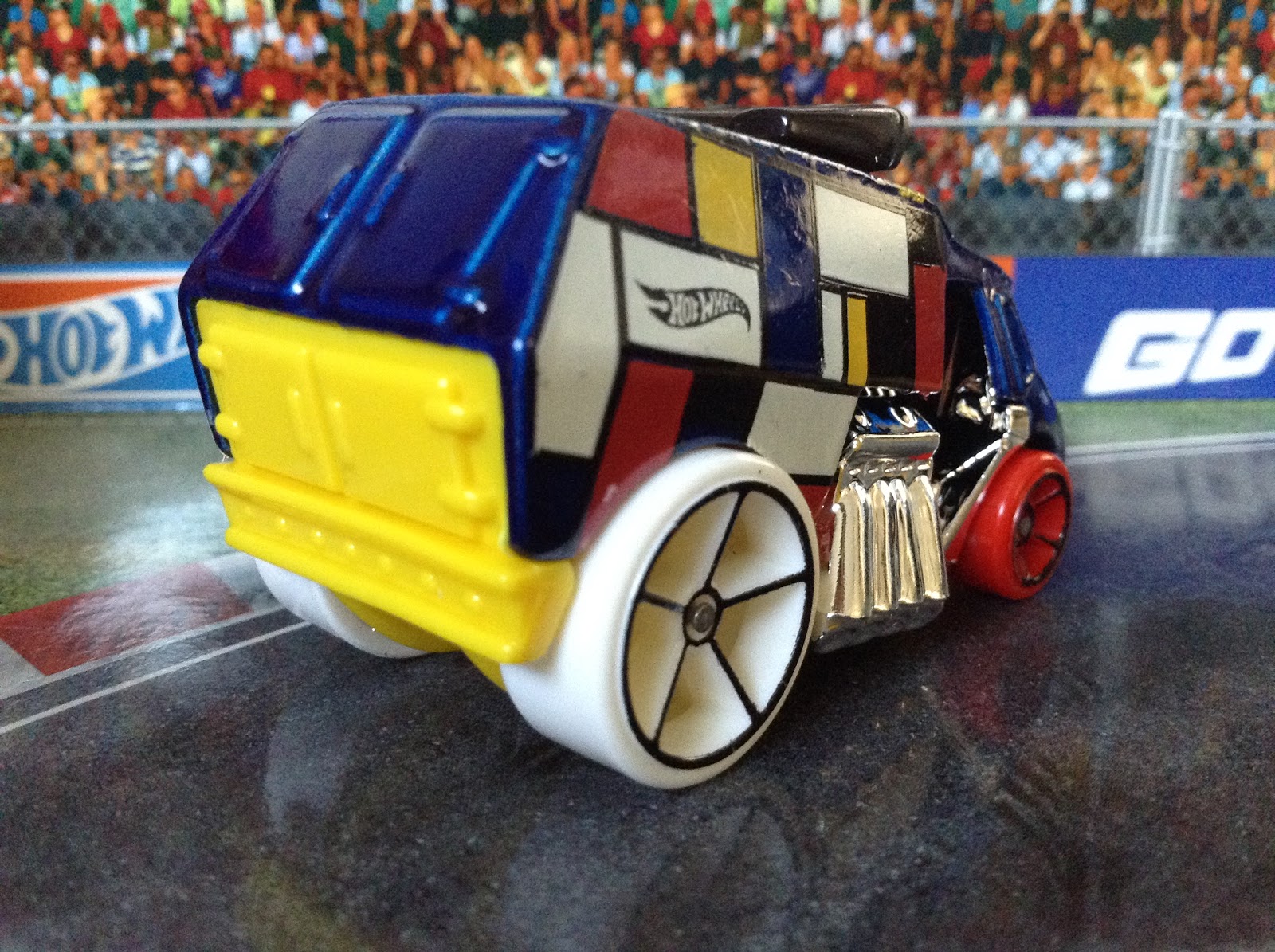 Julian's Hot Wheels Blog CoolOne (2017 HW Art Cars)