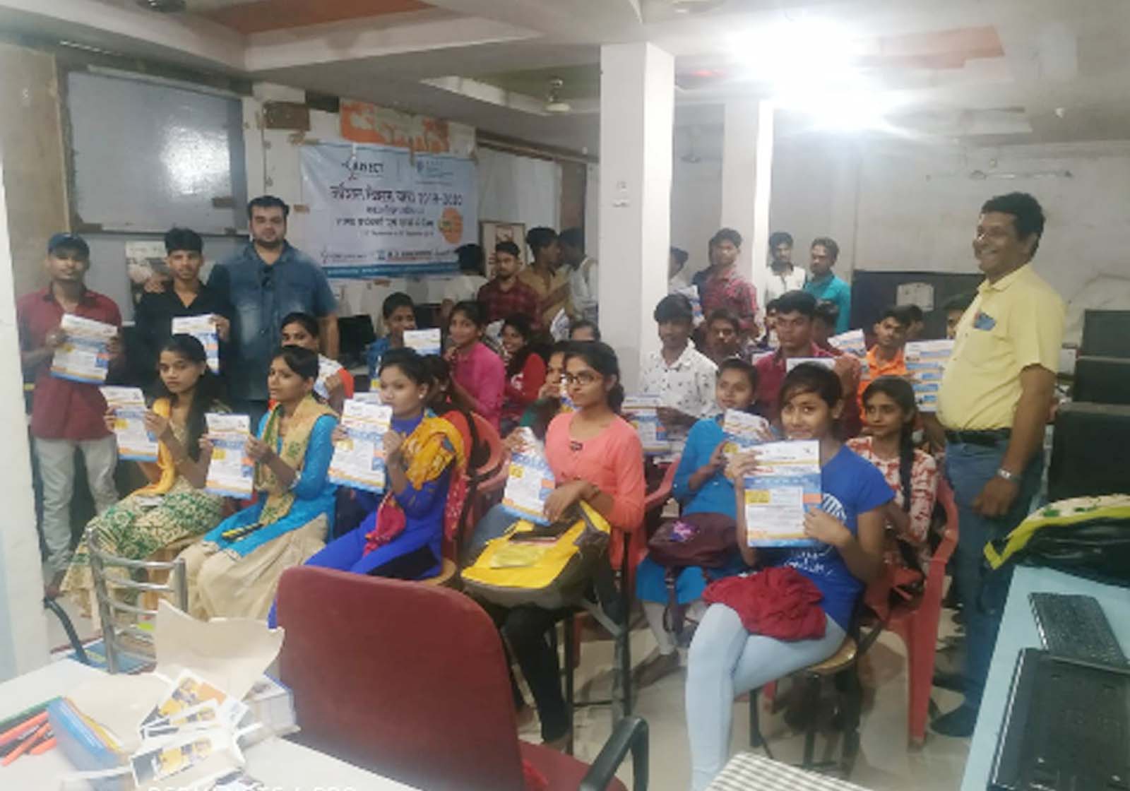 आईसेक्ट कौशल विकास यात्रा पहुंची झाबुआ, किया गया भव्य स्वागत Jhabua News-आईसेक्ट कौशल विकास यात्रा पहुंची झाबुआ, किया गया भव्य स्वागत