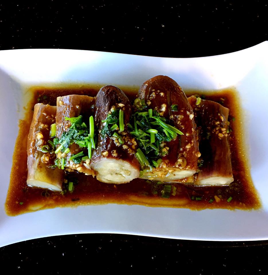 Crooked Rainbow Trails Vegetables and Fruits by season (Pacific Northwest)