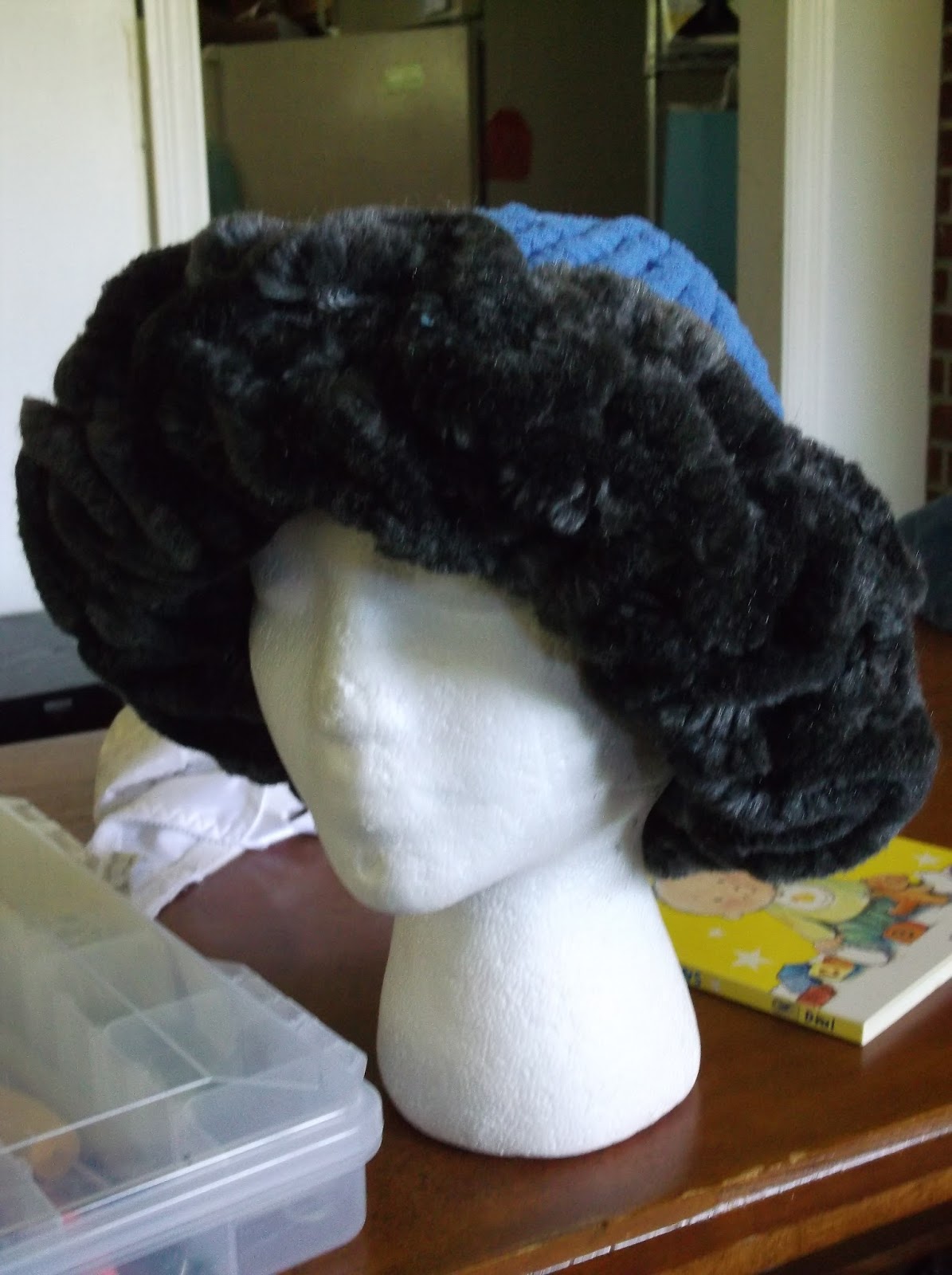 The Loom Muse How to Loom Knit a Fur Brimmed Hat