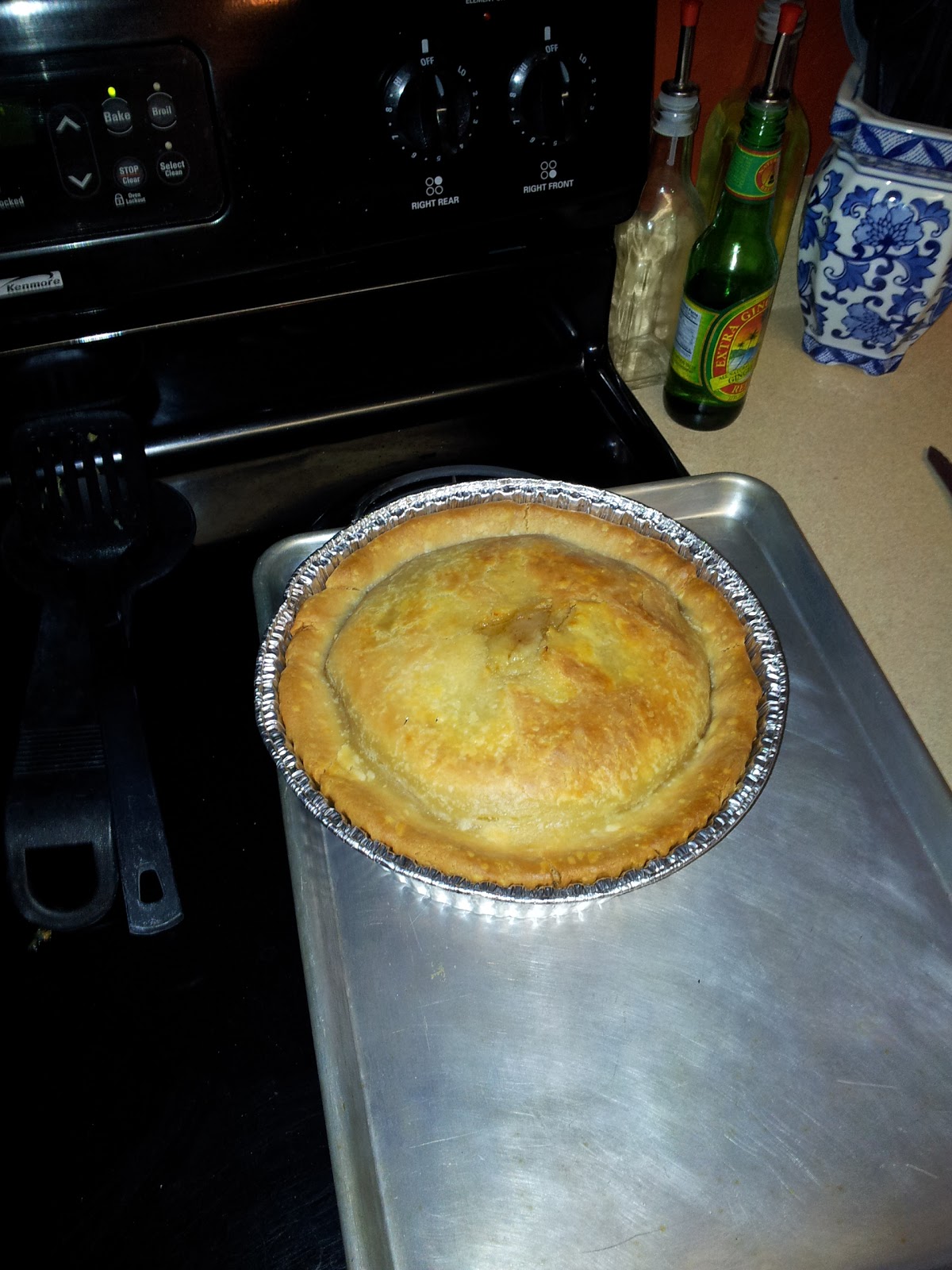 Tom's Food Adventure Frozen Beef Pot Pie