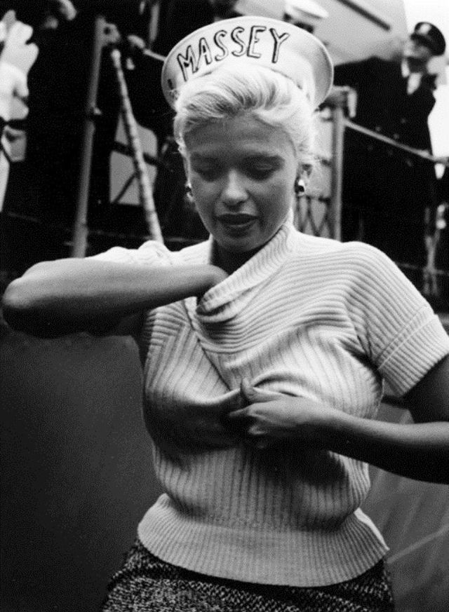 Stunning photos of Jayne Mansfield  One of the most famous beauty icons of the 1950s and 1960s - 92
